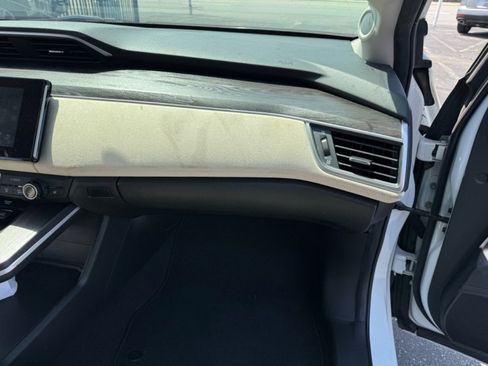 Used 2018 Honda Clarity Touring image 26