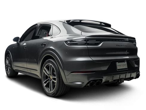 Used 2023 Porsche Cayenne Turbo AWD/4WD image 10