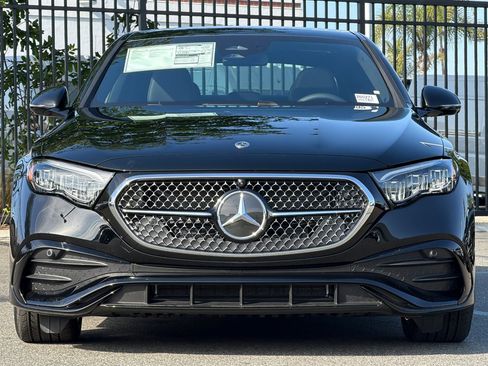 New 2026 Mercedes-Benz E 450 4MATIC Sedan image 3