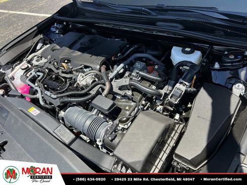 Used 2025 Toyota Camry SE FWD image 10