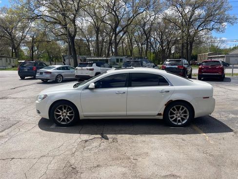 Used 2010 Chevrolet Malibu LTZ FWD image 8