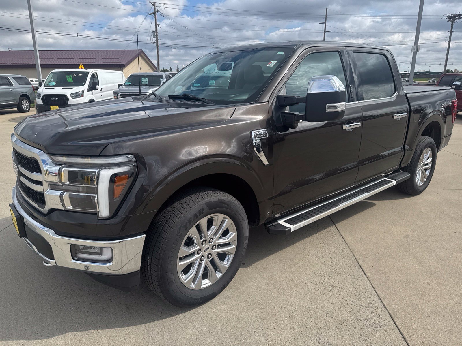 Used 2024 Ford F150 Lariat w/ Equipment Group 502A High AWD/4WD image 4