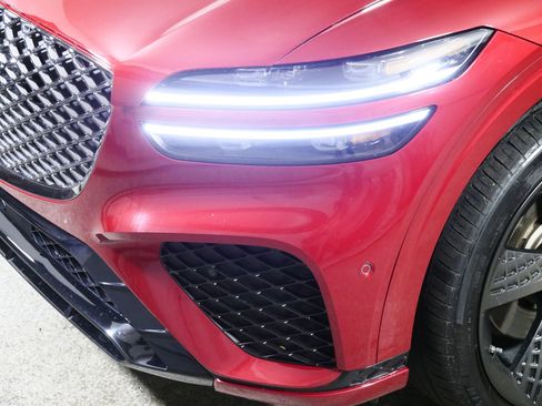 Used 2023 Genesis GV70 3.5T Sport w/ Sport Prestige Package image 16