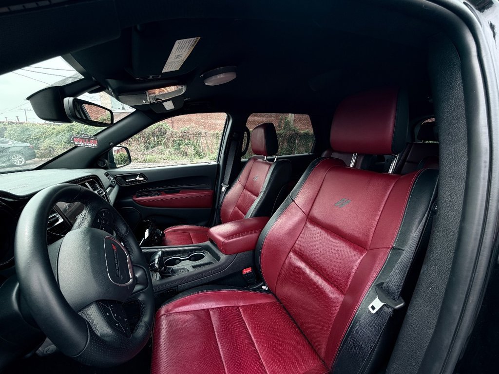Used 2025 Dodge Durango AWD image 11