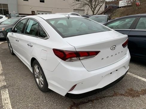 Used 2018 Hyundai Sonata Limited w/ Limited Ultimate Package 03 image 2