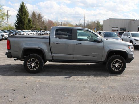 Used 2022 Chevrolet Colorado ZR2 AWD/4WD image 4