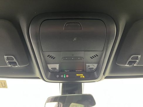 Used 2023 Cadillac XT5 Luxury image 36