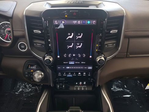 New 2026 RAM 1500 Laramie AWD/4WD image 4