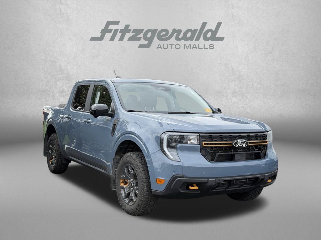 Used 2025 Ford Maverick Tremor AWD/4WD image 7