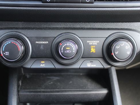 Certified 2024 Kia Forte LXS w/ LXS Technology Package image 32