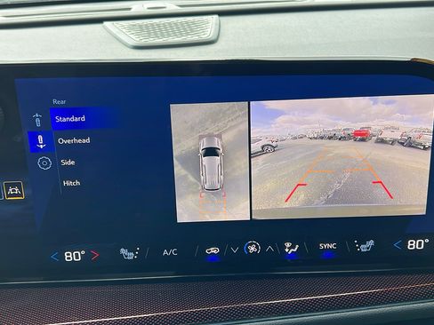 Certified 2025 Chevrolet Traverse Z71 w/ Enhanced Driving Package image 26