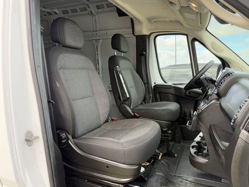 Used 2023 RAM ProMaster 2500 image 26