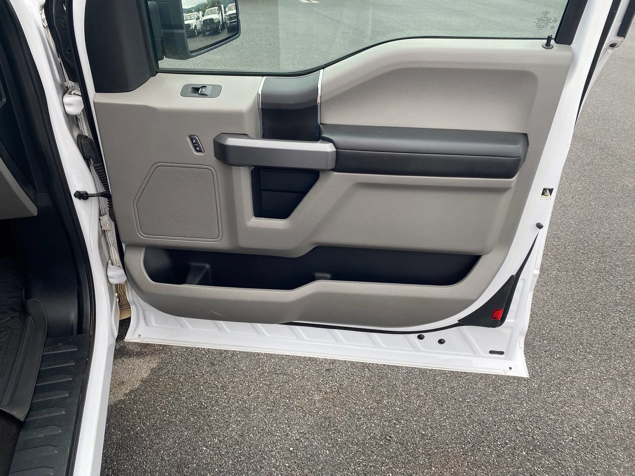 Used 2019 Ford F150 XLT w/ Equipment Group 301A Mid RWD image 20
