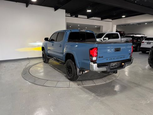 Used 2019 Toyota Tacoma SR5 image 13