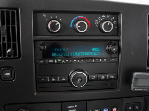 Used 2019 GMC Savana 3500 Van Cab-Chassis 2D w/ Power Convenience Package image 22