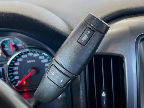 Used 2018 Chevrolet Silverado 1500 LT w/ All Star Edition image 15