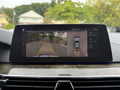 Used 2020 BMW 540i xDrive w/ M Sport Package image 23