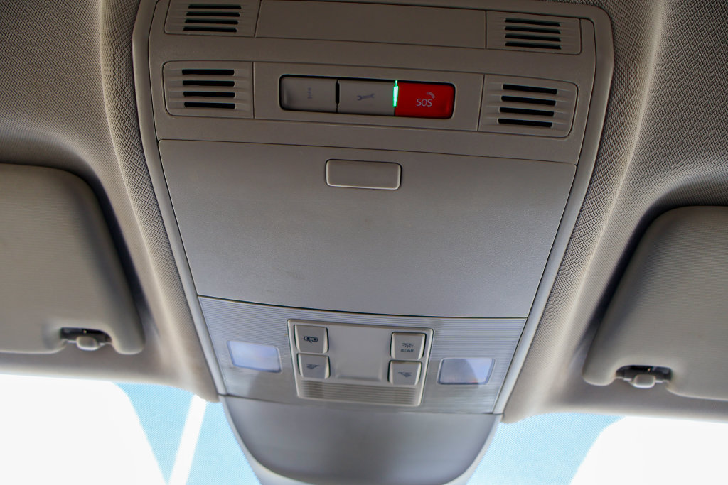 Used 2024 Volkswagen Taos SE FWD image 18