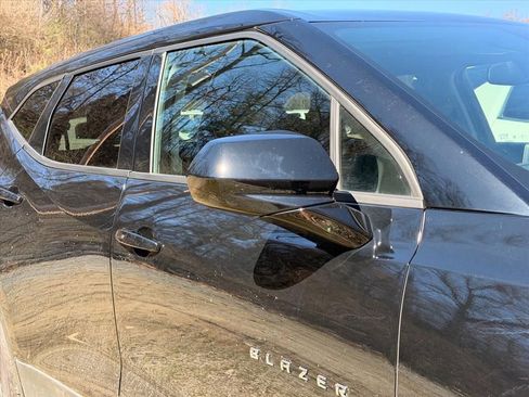 Used 2025 Chevrolet Blazer LT image 23