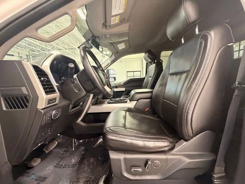 Used 2019 Ford F250 Lariat image 30
