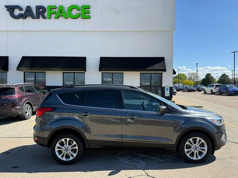 Used 2019 Ford Escape SEL AWD/4WD image 18