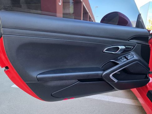 Used 2017 Porsche 911 Carrera image 21