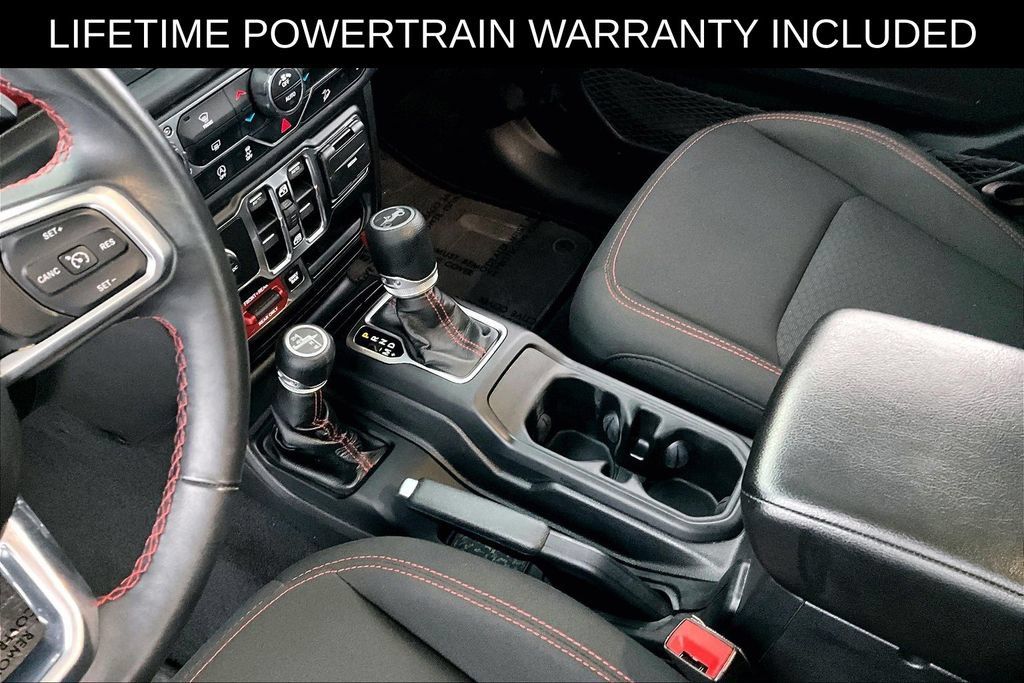Used 2019 Jeep Wrangler Unlimited Rubicon AWD/4WD image 17
