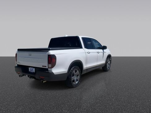 Certified 2024 Honda Ridgeline TrailSport image 9