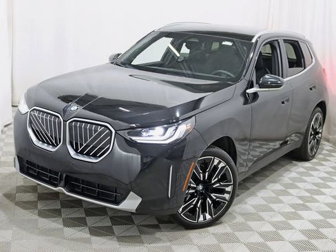 Used 2025 BMW X3 xDrive30i w/ Convenience Package AWD/4WD image 4