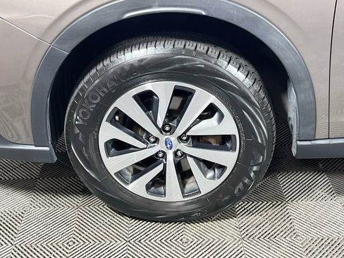 Used 2021 Subaru Outback Premium AWD/4WD image 27