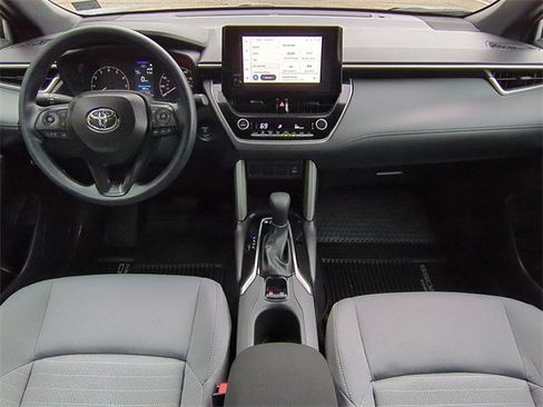 Used 2025 Toyota Corolla Cross AWD Hybrid image 15