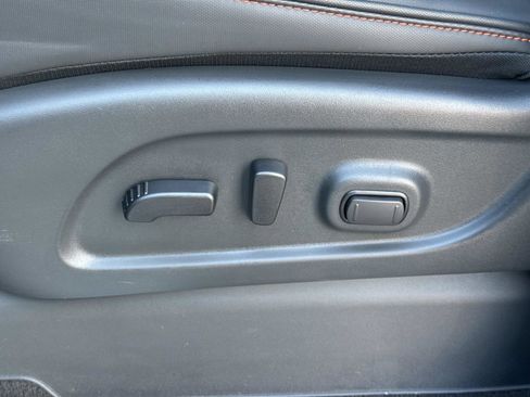 Used 2024 Nissan Titan PRO-4X w/ Pro-4x Utility Package image 16