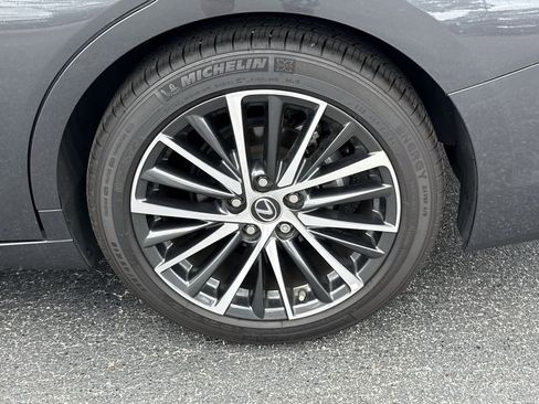 Used 2025 Lexus ES 350 350 w/ Premium Package image 31