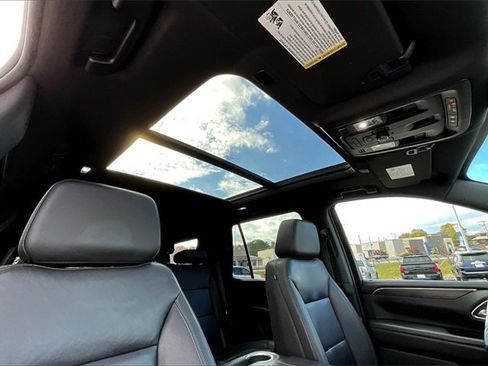 Used 2023 Chevrolet Tahoe Z71 w/ Luxury Package image 26