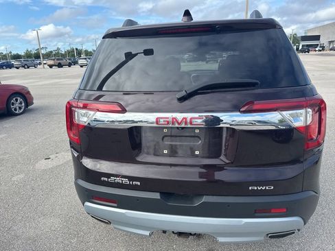 Used 2021 GMC Acadia SLT w/ Premium Package image 4