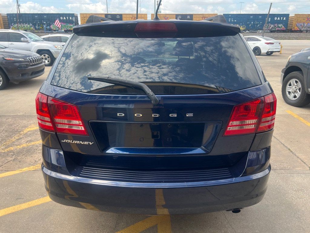Used 2019 Dodge Journey SE FWD image 6