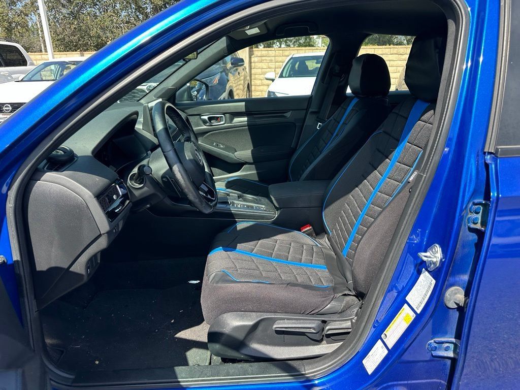 Used 2023 Honda Civic Sport image 10