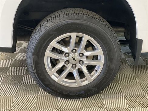 Certified 2022 Chevrolet Silverado 1500 RST w/ Z71 Off-Road Package image 38