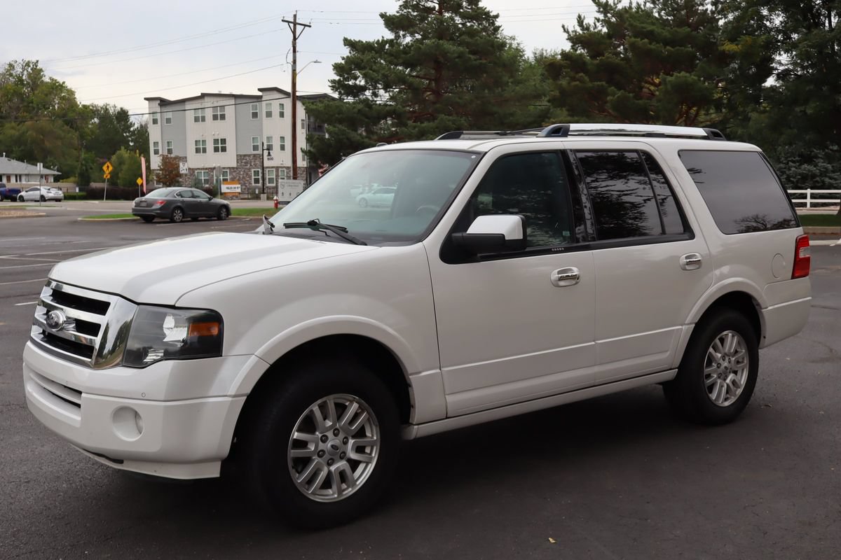 Used 2014 Ford Expedition Limited w/ Equipment Group 301A RWD image 10