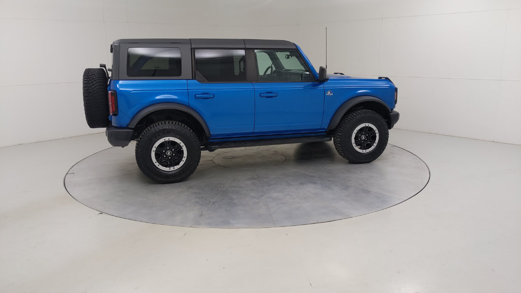Used 2023 Ford Bronco Outer Banks w/ Sasquatch Package AWD/4WD image 12