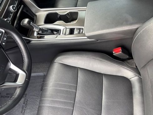 Used 2021 Honda Accord EX-L image 15