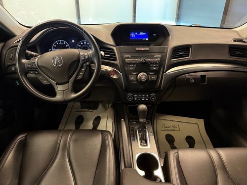 Used 2019 Acura ILX image 9