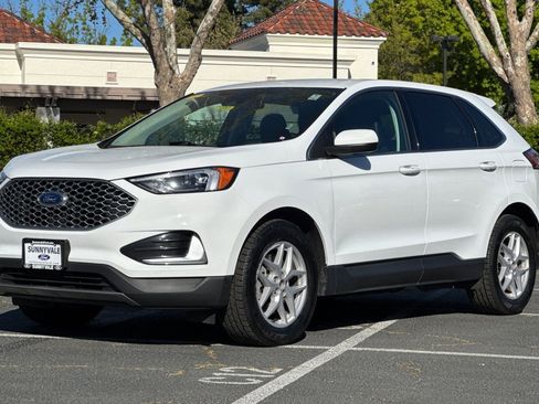 Certified 2024 Ford Edge SEL image 9
