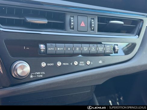 Used 2025 Lexus ES 350 FWD image 28