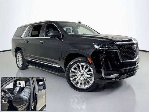Used 2024 Cadillac Escalade ESV Premium Luxury AWD/4WD image 2