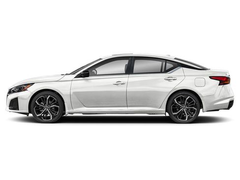 New 2025 Nissan Altima 2.5 SR w/ SR Premium Package AWD/4WD image 35