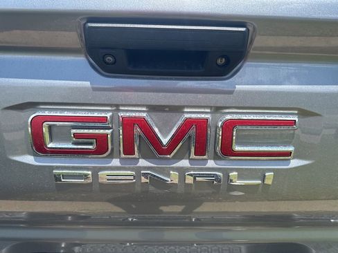 Used 2023 GMC Canyon Denali AWD/4WD image 11