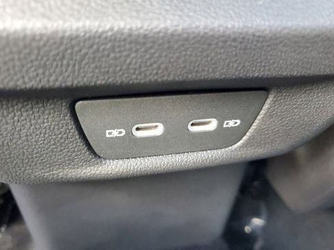 New 2026 Volkswagen Tiguan S FWD image 9