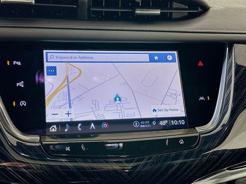 Used 2025 Cadillac XT6 Premium Luxury w/ Technology Package image 9