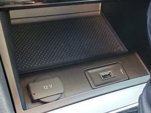 Certified 2022 Volkswagen Passat 2.0T image 29